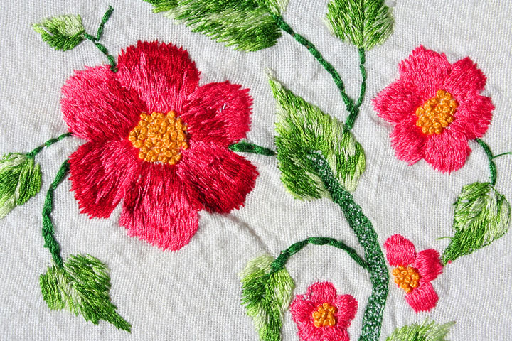 colorful flowers and leaves embroidery (large image)