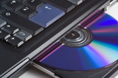 loading software into a laptop computer from a cd