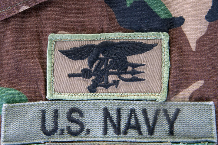 an embroidered uniform patch (large image)