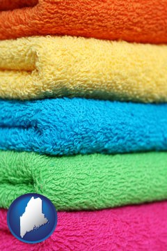 colorful bath towels - with Maine icon