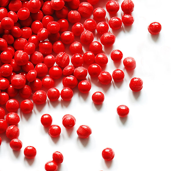 red thermoplastic pellets (large image)