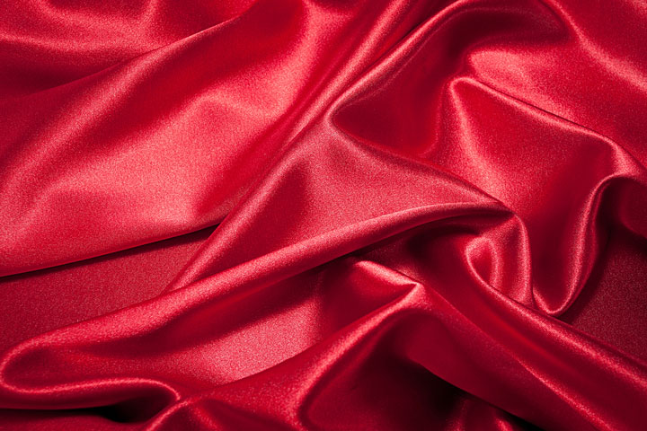 red silk fabric (large image)