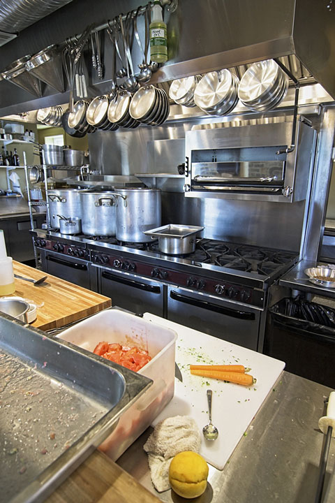 a restaurant kitchen (large image)