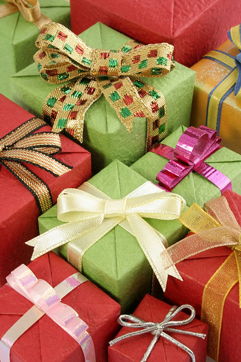 wrapped holiday gifts (large image)