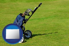 colorado map icon and a golf bag on a green fairway
